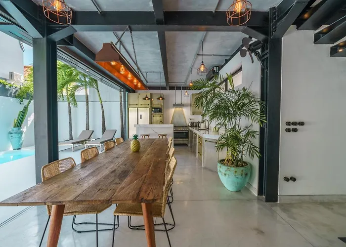 Bali Townhouse 1 - Amazing 2br W/pool - Perfect Location