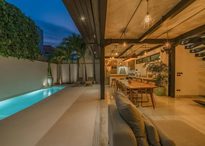 Villa Bali Townhouse 1 - Amazing 2br W/pool - Perfect Location