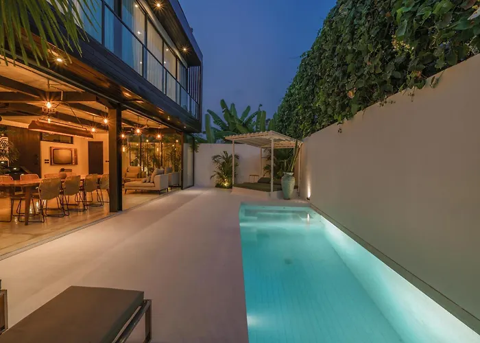 Villa Bali Townhouse 1 - Amazing 2br W/pool - Perfect Location *